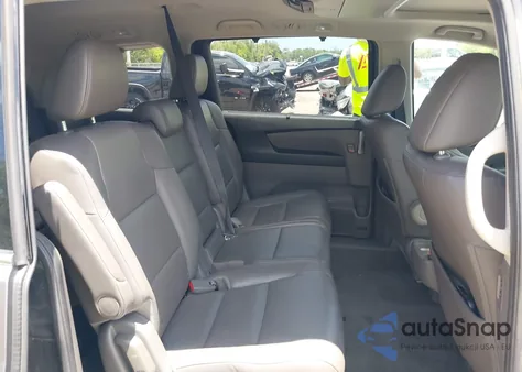 2013 Honda Odyssey Touring/Touring Elite from USA, damaged, VIN 5FNRL5H96DB068843